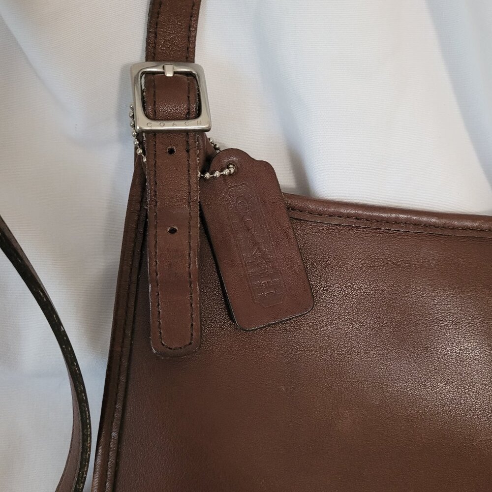 Vintage Coach Legacy Mini Hippie Flap Slim Brown Leather Crossbody Purse #9142 - Picture 4 of 14